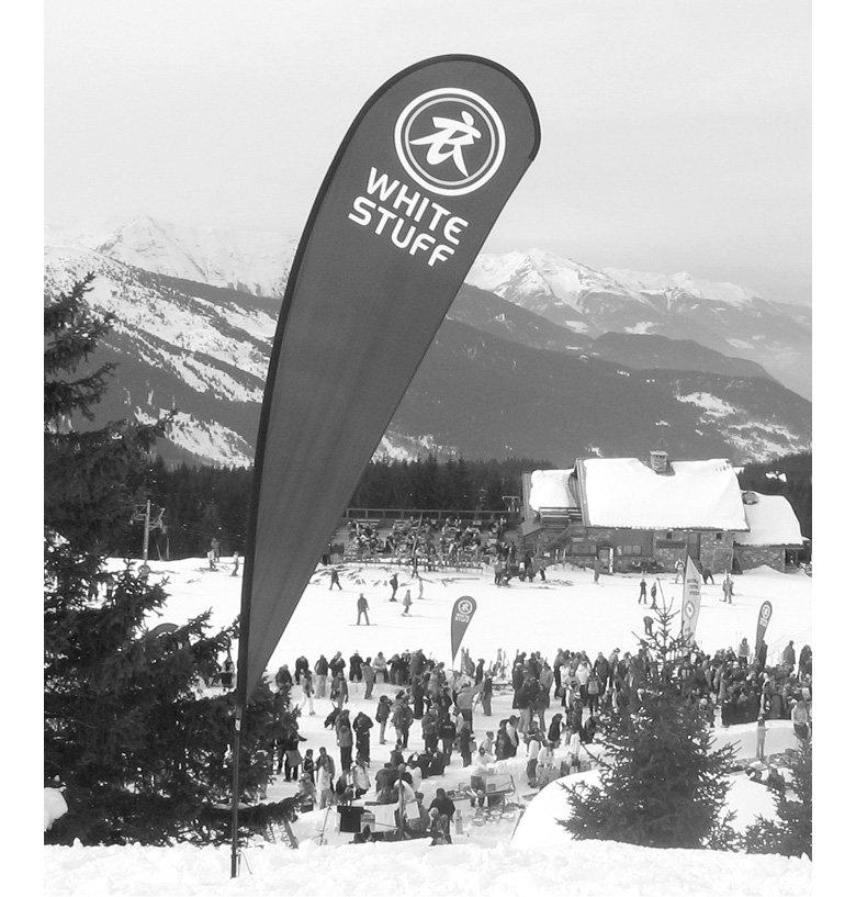 ski flag in the alps