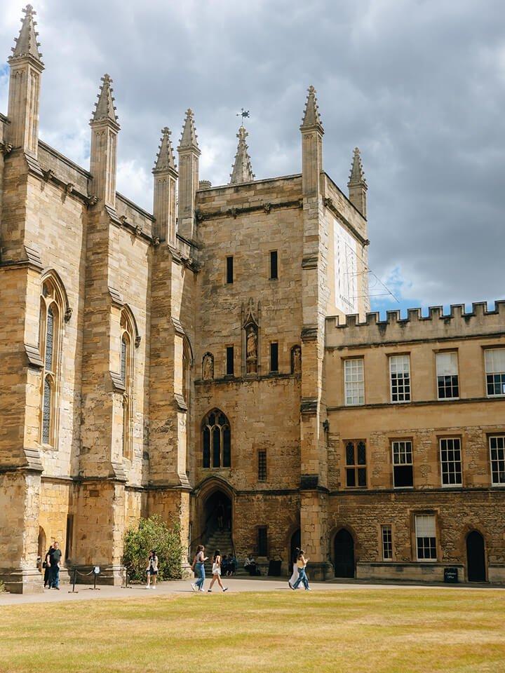 an image of a college courtyard and building in Oxford